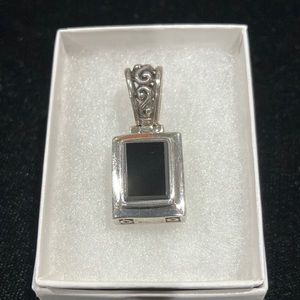 Vintage 925 Sterling Silver Pendant-D7